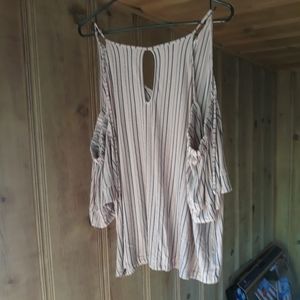 American  Eagle  Soft & Sexy Top